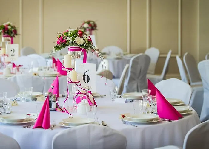 Dworek Stara Cynkownia Bed & Breakfast *